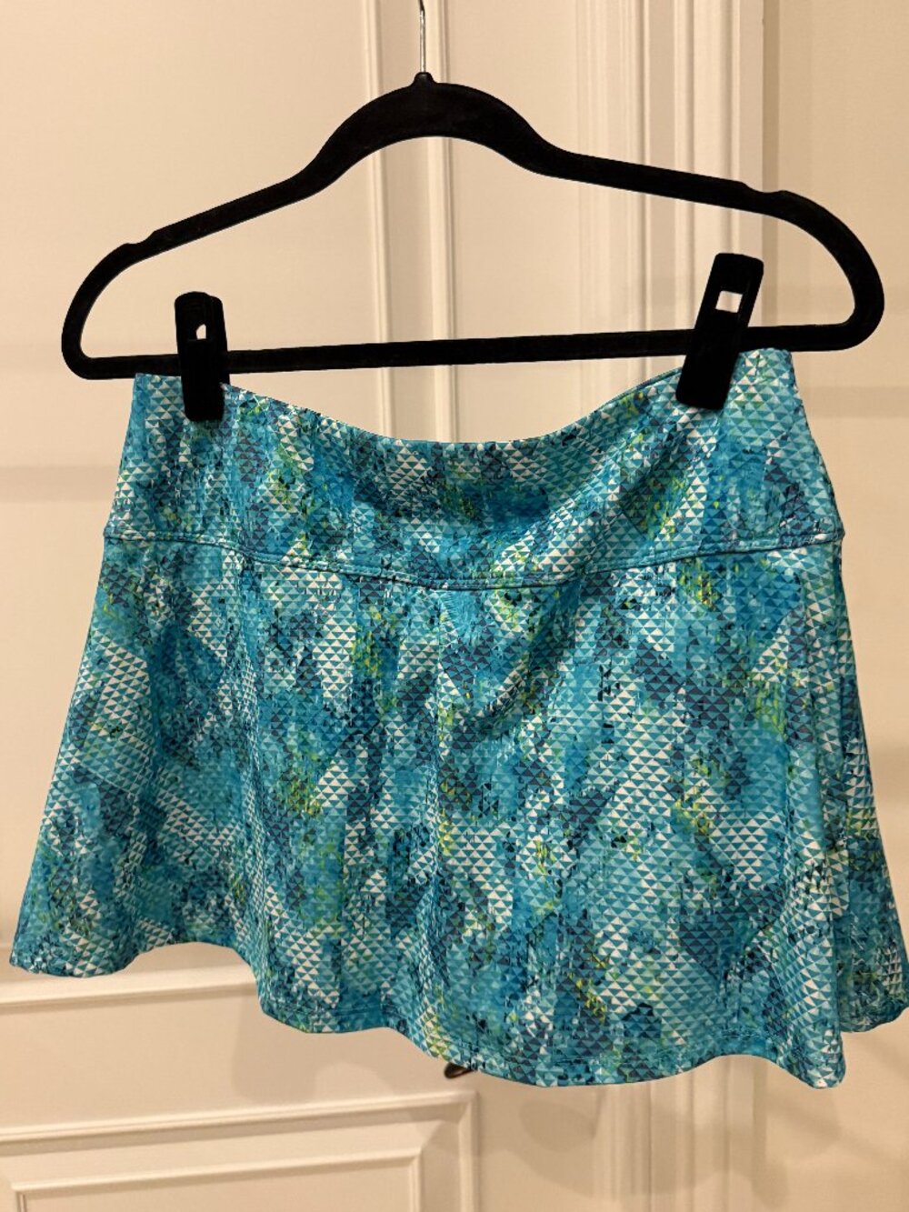 Teal/Turquoise EleVen by Venus Williams Tennis Skort Size M.